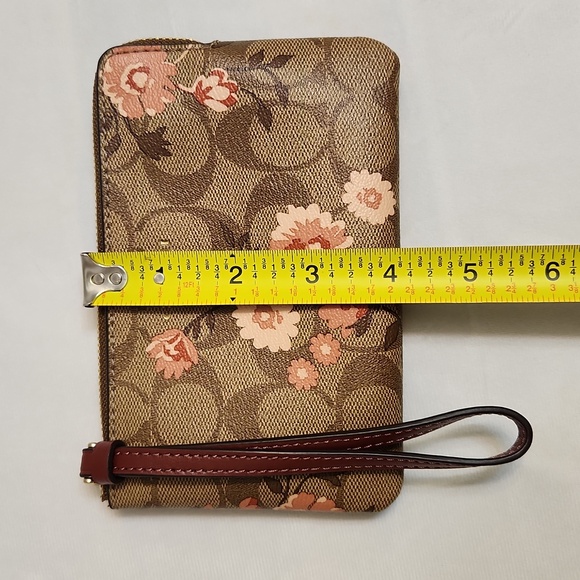 Coach Signature Canvas Leather Floral Print wristlet - Picture 12 of 14